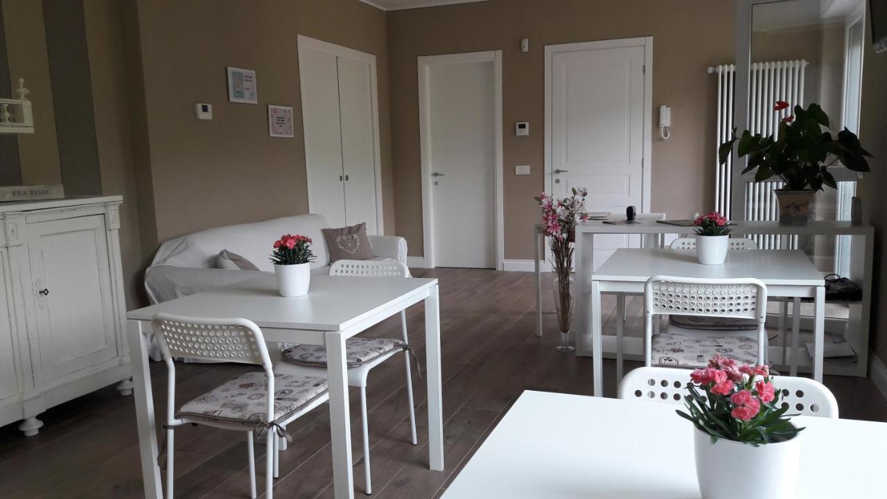 La Rosa Tra I Laghi B&B 메이나 외부 사진