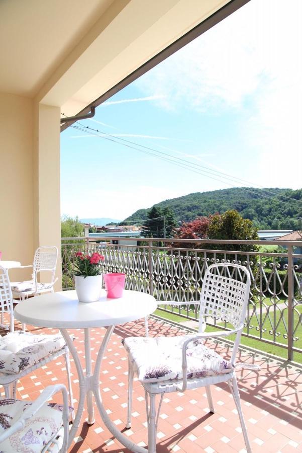La Rosa Tra I Laghi B&B 메이나 외부 사진